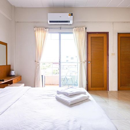 Go Inn V สนามบิน Bangkok Bagian luar foto